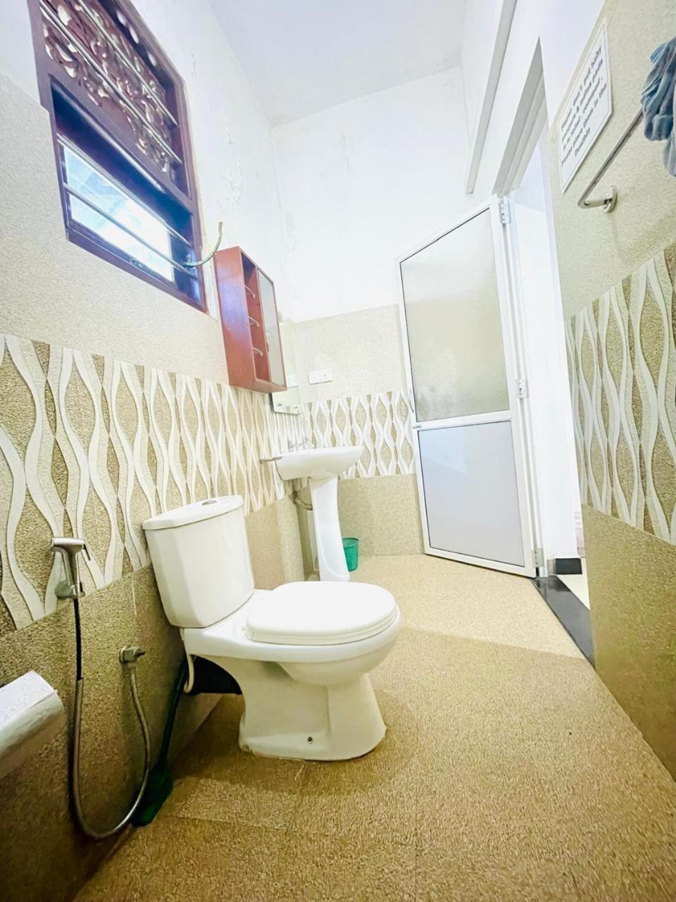 White Horse Hotel Hikkaduwa Kültér fotó